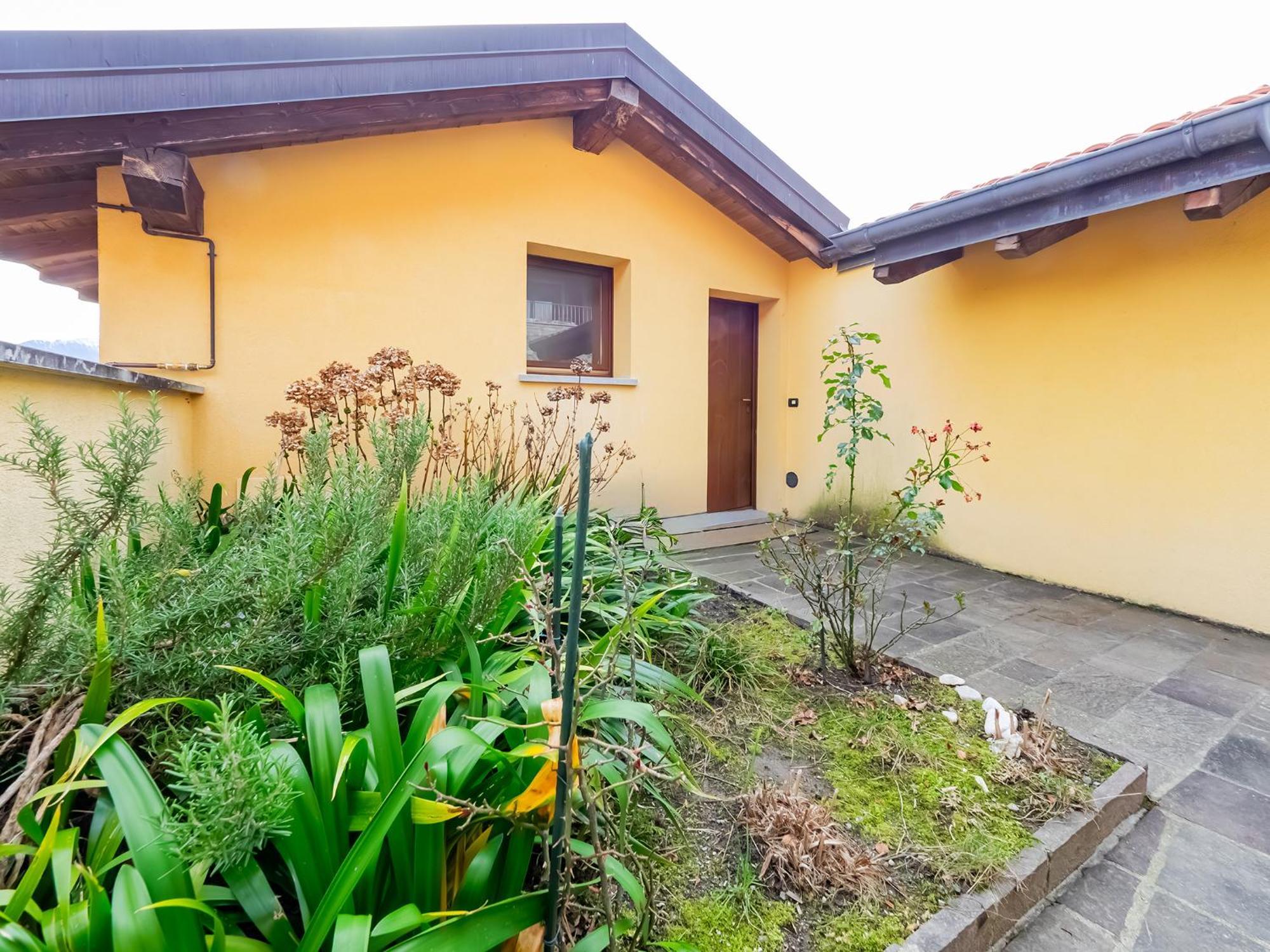 Apartamento Rododendro House Relax Morbio Exterior foto